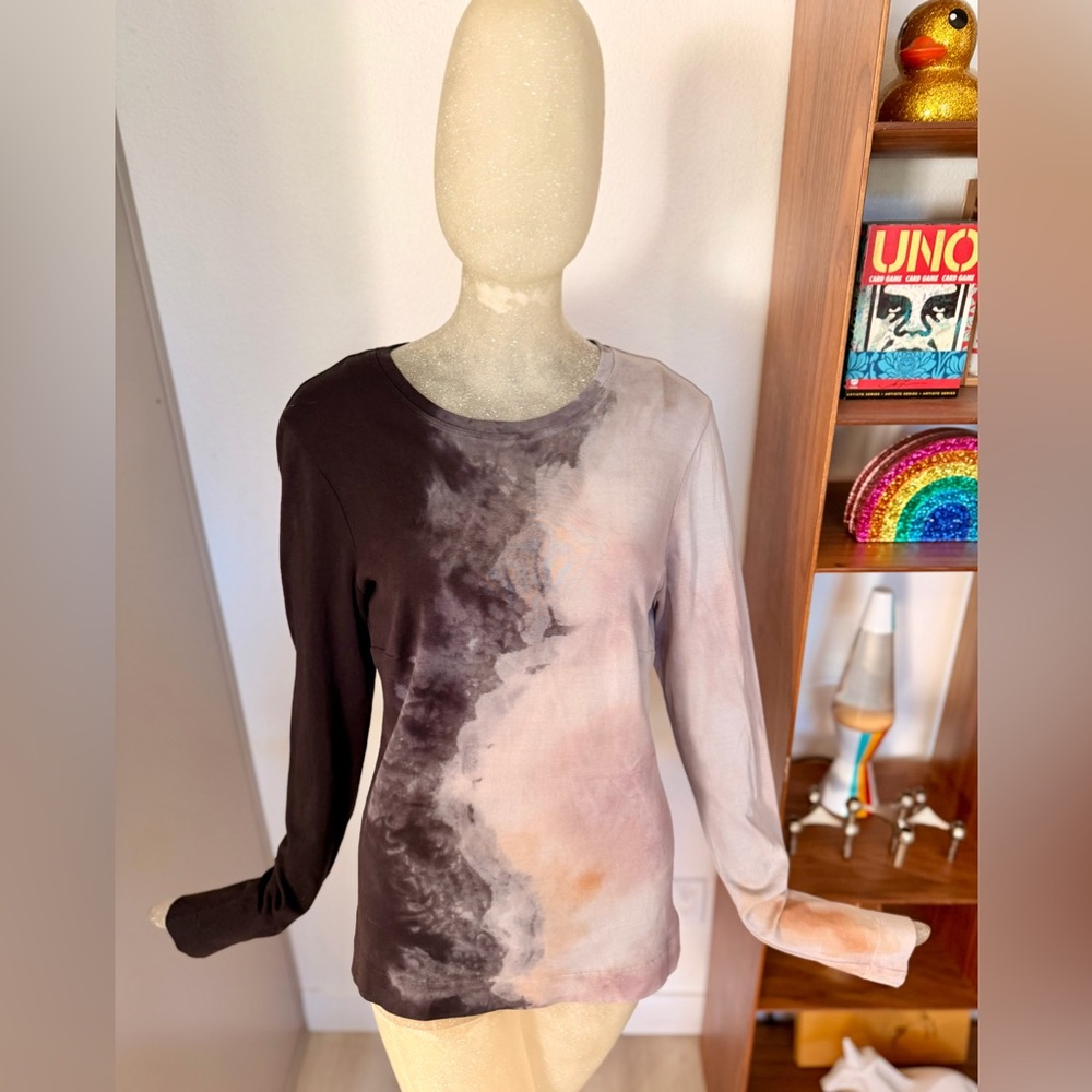 Raquel Allegra Women's Hand-Painted Artistic Long Sleeve Tshirt. Size 0